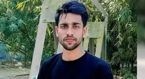 The deceased was identified as 28-year-old Sameer Kumar Das.