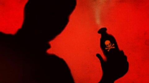 Acid attack on minor girl in Wayanad, neighbour arrested