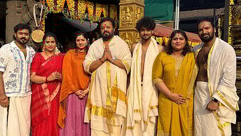 Suresh gopi at mookambika temple, hand over 10 ton rice