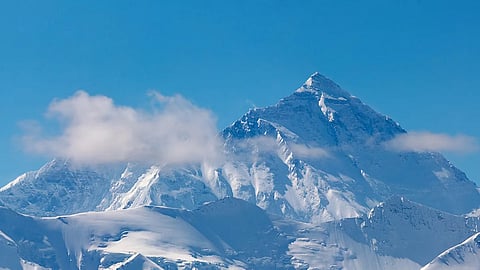 Himalayan mountain range 