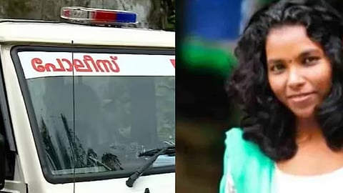 daughter attacked mother in kochi