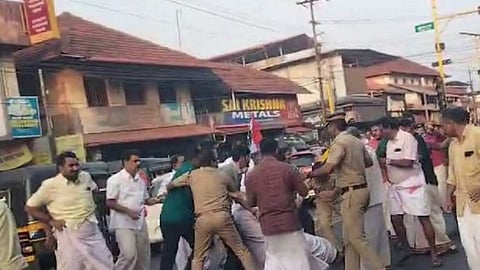 payyannur mla congress cpm protest