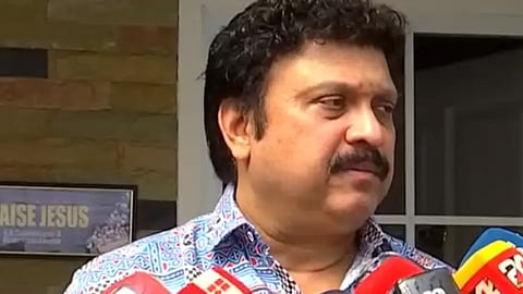 K.B. Ganesh Kumar says Vyttila flyover is being constructed unscientifically