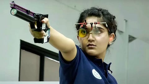 Asian shooting championship, Eesha Singh gold