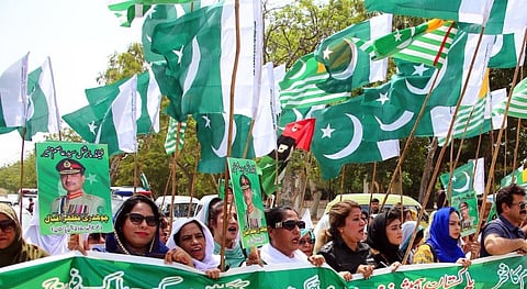 Trump is disloyal; Protest in Pakistan: Because India