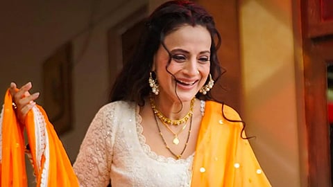 non bailable warrant to actress ameesha patel