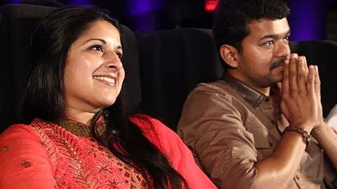 Actor vijay wife sangeetha file divorce  reason