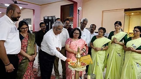 The temple committee organized a love feast