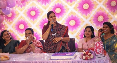 Mayor as chief guest at Thane Mandir Samadhi Women's Day celebrations