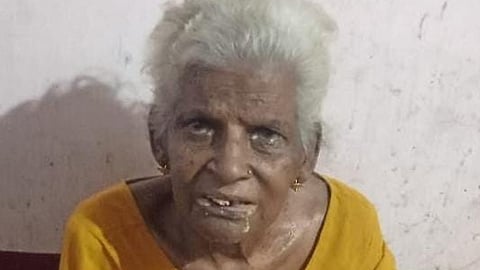 stray dog killed 84 years old paralyzed women in thrissur