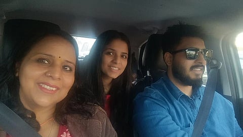 up man Stabs Twin Sister 84 Times and killed her