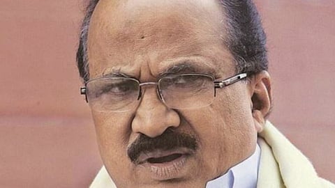  Even Tharoor convinced  Left Front ahead: KV Thomas