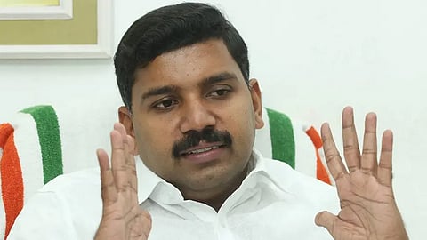 muslim league leader offers foreign trip if udf candidate wins in assembly election