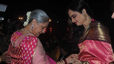 Jaya Bachchan called Rekha home and openly attacked her; she distanced herself from Bachchan