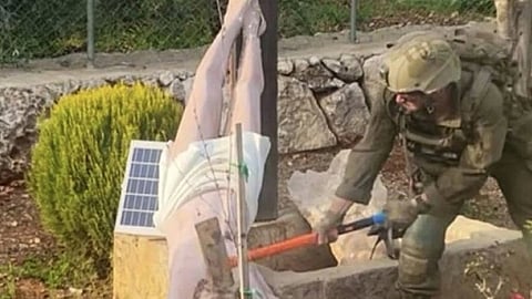 israel soldier vandalises jesus christ statue in lebanon