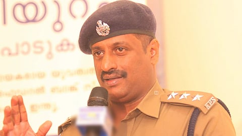 controversial dysp madhu babu promotion row kerala police