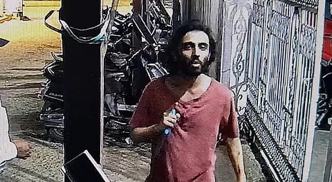 The attack on the guards was carried out by 31-year-old Jaib Ansari.