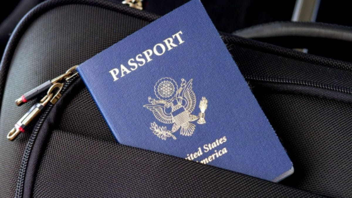  Three American citizens given notice to leave India