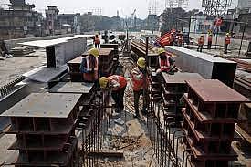 Israeli Construction Industry Urgently Seeks Workers; India Could Fill the Gap
