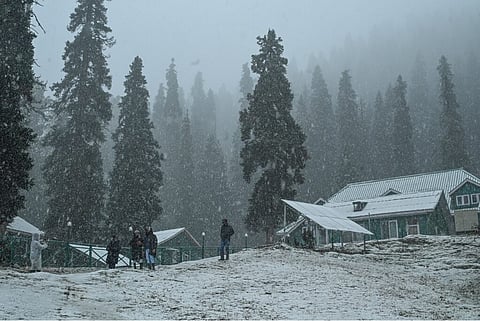 Fresh snowfall in higher reaches of Kashmir