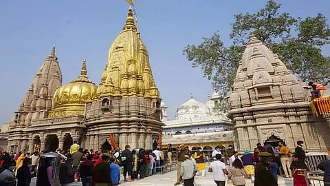 Anticipating a heavy rush of devotees during Mahashivratri, authorities have decided to suspend the VIP 'darshan' facility at the Kashi Vishwanath temple here from February 25 to 27.