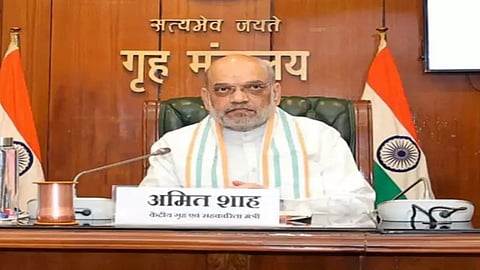 Amit Shah meets Fadnavis, deputy CMs in Shirdi