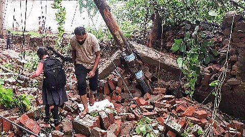 One dead, 3 injured as school building roof collapses in Jharkhand