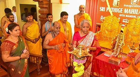 Union Finance Minister Nirmala Sitharaman attending a function in Udupi Srikrishna Math.
