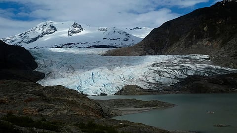 Growing risk of mountain glaciers melt around the world