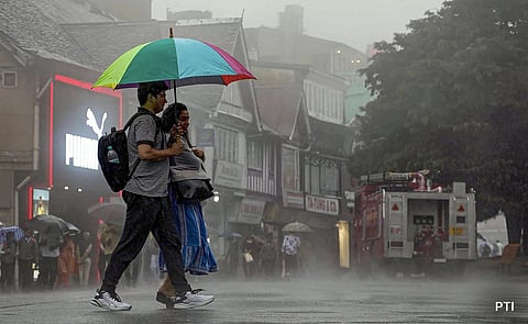Heavy rains lash Himachal Pradesh, schools shut in five districts