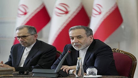 European, Iranian diplomats hold last-minute nuclear talks