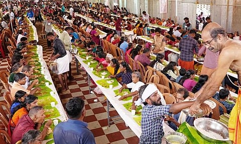 Aranmula Ashtami Rohini Vallasadya