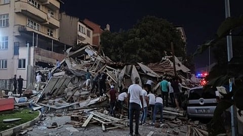 Magnitude 6.1 earthquake hits western Turkiye