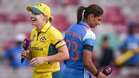 India, Australia players wear black armbands