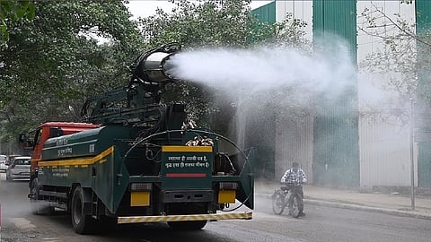 150 buildings instal anti-smog guns in Delhi as deadline nears   