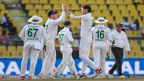 South Africa inflict 408-run loss,  take series 2-0