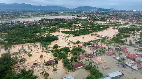 Death toll from floods, landslides on Indonesia's Sumatra rises to 164