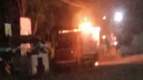 Man sets fire to gas cylinder on truck