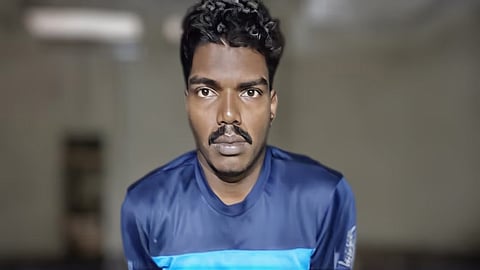 Man visits Commissioner office to file complaint, steals policeman's bike