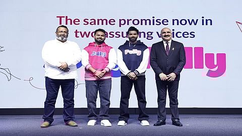 (L to R): Ravindra Sharma, Chief of Brand, Corp. Comm. & CSR, SBI Life; Rishabh Pant aka Jolly; Ravindra Jadeja aka Polly; Amit Jhingran, MD & CEO, SBI Life