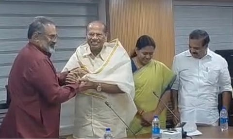 Former MLA Thamarakshan and his party join NDA