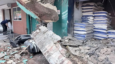 Three loading workers killed in concrete slab collapse in Kerala