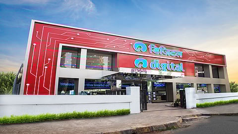 Reliance Digital” – Digital Discount Days for 18th or 19th April.