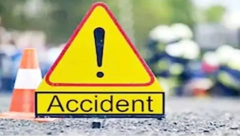 Death toll climbs to 16 in van-SUV collision in MP's Dhar