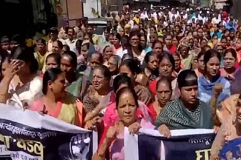 Child rape-murder: Hundreds protest on Mumbai-Bengaluru highway in Pune; traffic hit