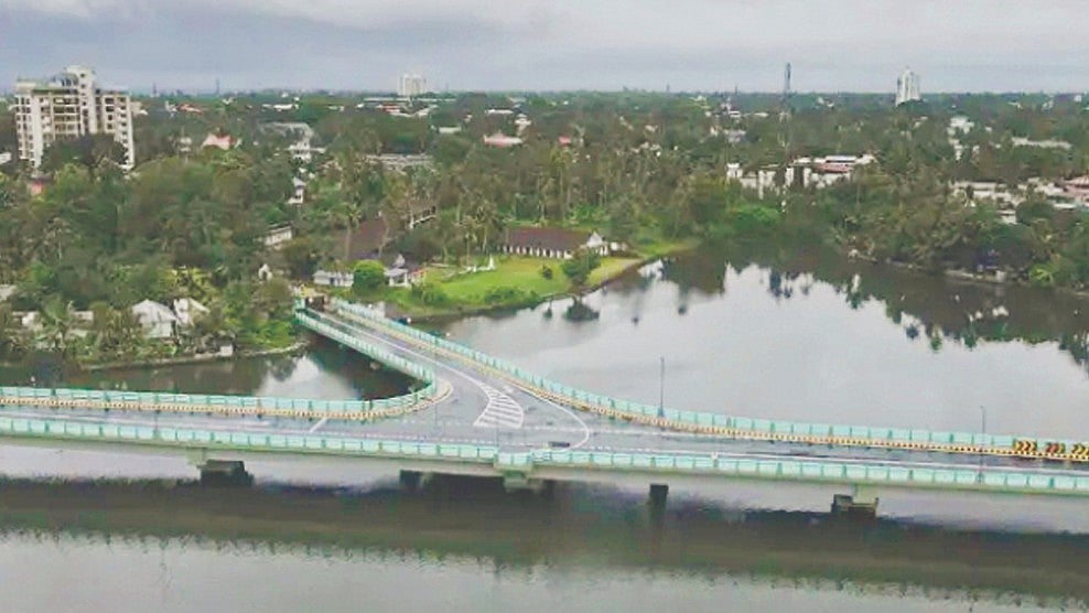 പണിതീർന്നിട്ടും ലിങ്കാകാതെ കൊല്ലം ലിങ്ക് റോഡ് Kollam link road