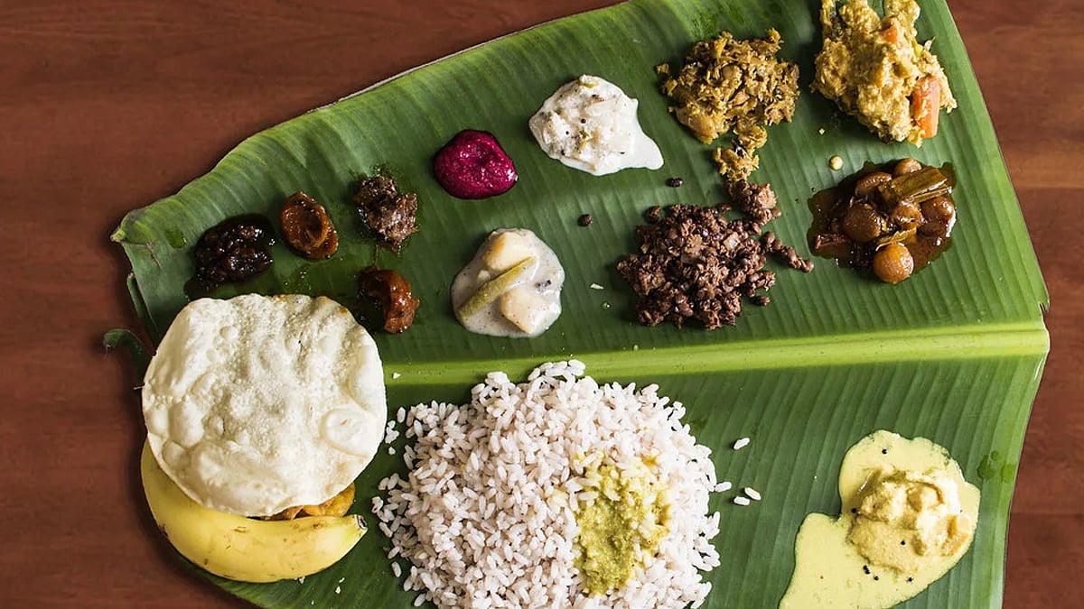 ശബരിമലയിൽ പായസം ഉൾപ്പെടെ നാടൻ സദ്യ വിളമ്പാൻ ദേവസ്വം; അന്തിമ തീരുമാനം ...