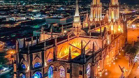 Se ubica entre los 15 recintos religiosos más grandes del mundo