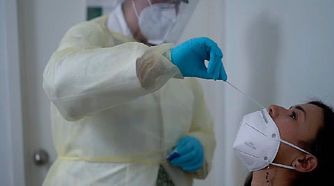 La cuarentena puede reducirse a 7 días en quienes no se muestren síntomas y hayan dado negativo en test PCR o de antígenos