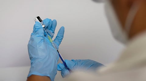 Vacuna Pfizer contra Covid-19, segura para menores de edad: SSM